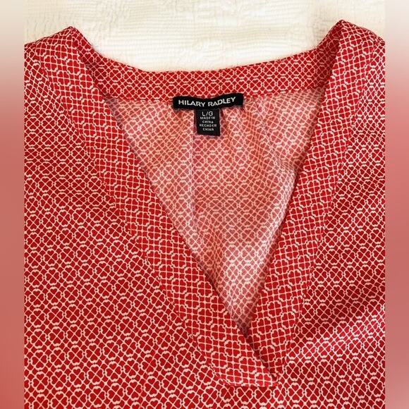 Hilary Radley Red and White V-neck Top with Cap Sleeves - Large - Picture 6 of 6